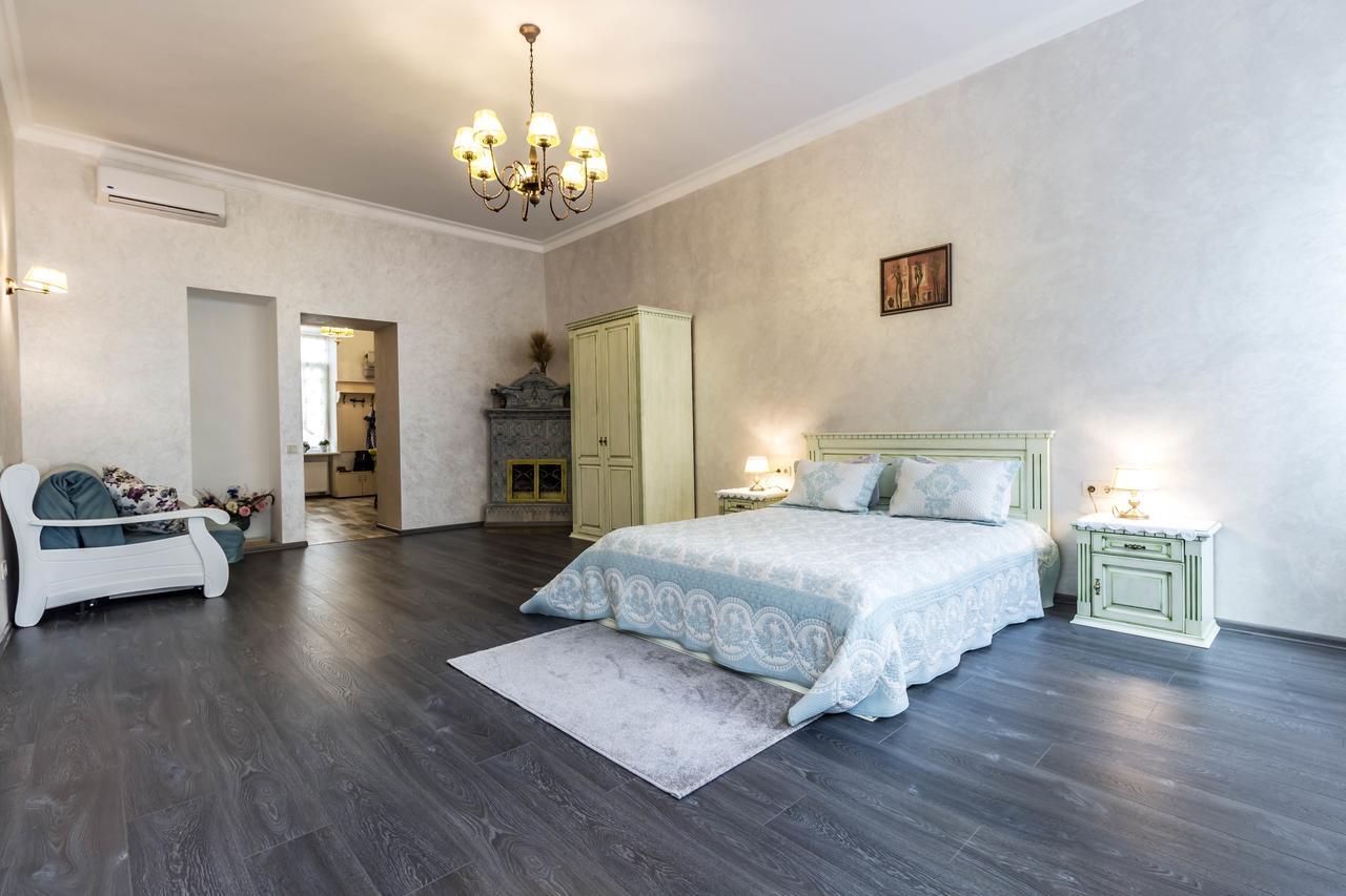 Dominicana L Apartments L Lviv Historical City Center Ngoại thất bức ảnh