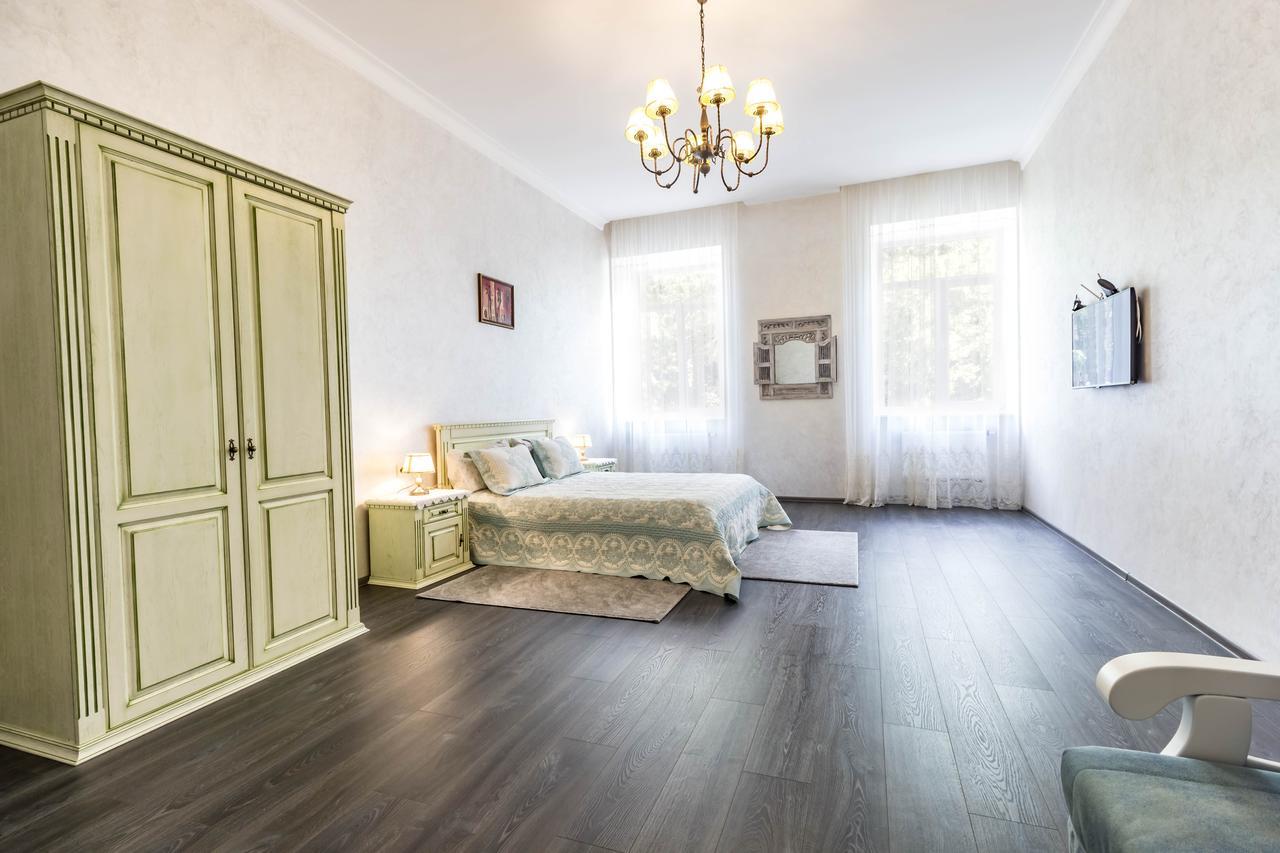 Dominicana L Apartments L Lviv Historical City Center Ngoại thất bức ảnh